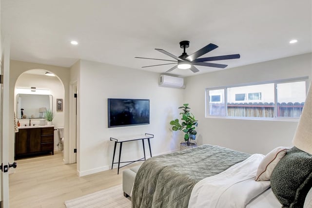 1629 Franklin 4, Santa Monica, CA 90404 — photo 12 of 30