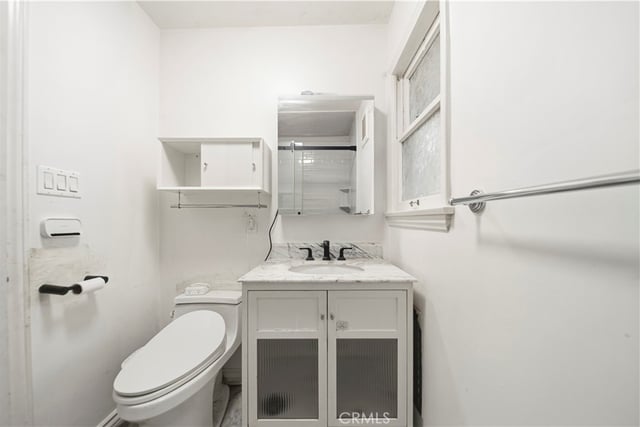911 21st Street B, Santa Monica, CA 90403 — photo 10 of 44