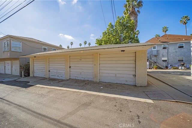 911 21st Street B, Santa Monica, CA 90403 — photo 37 of 44