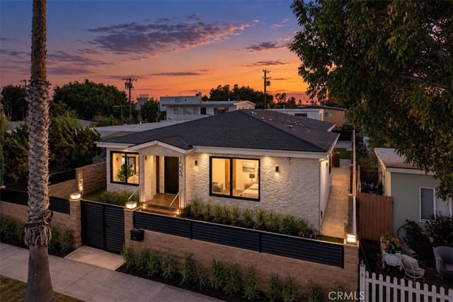 1524 19th, Santa Monica, CA 90404 — photo 3 of 75