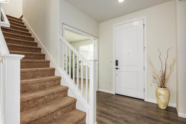 979 Princess Way, Brentwood, CA 94513 — photo 2 of 31